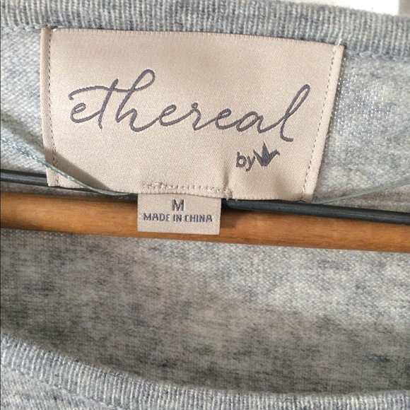 🌺🌸NWT Free People Etheral Med Gray Tunic - Picture 2 of 4